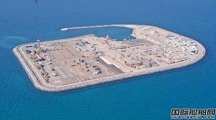 近10亿美元中东土豪船东填海造岛